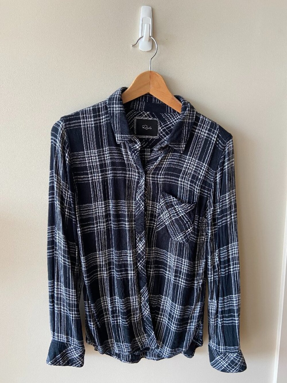 RAILS Hunter Shirt Size Small - Ultra Soft Black Tartan Plaid